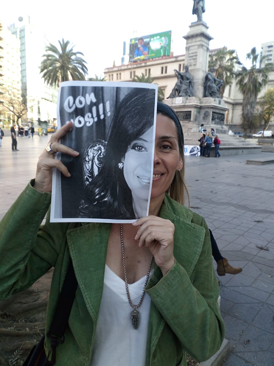 646ab967-9b79-4e1f-8c6d-3dfb006c8f39