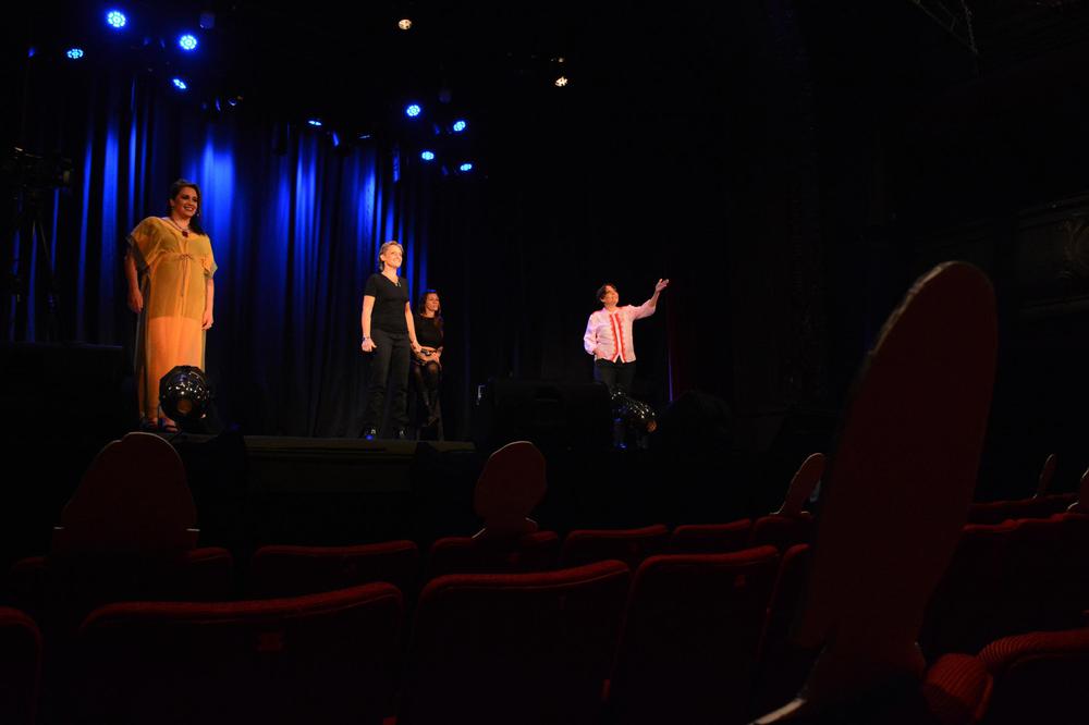 01-06-2020_la_primera_obra_teatral_del (1)