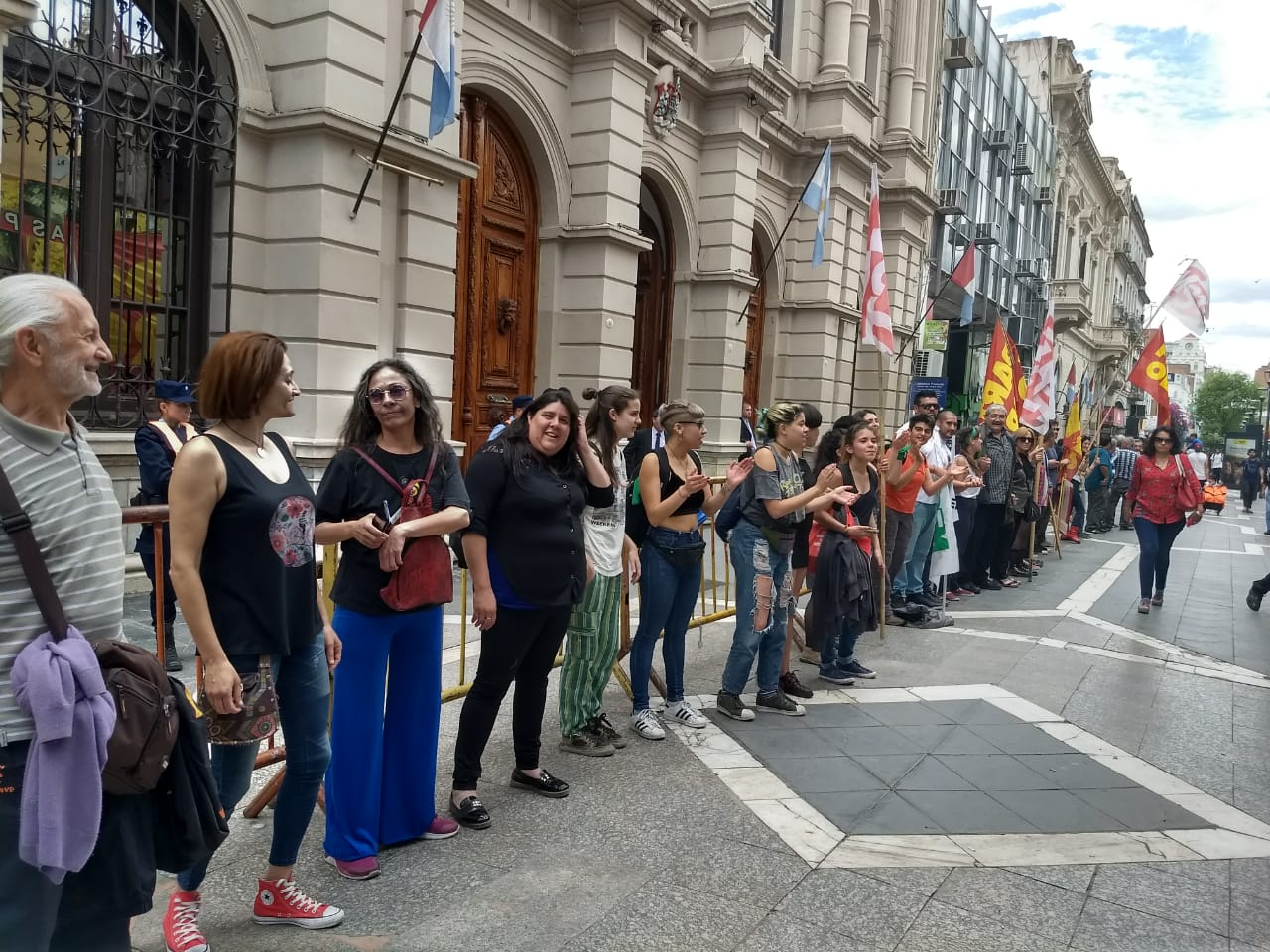 f640433e-0eef-4a7f-af3b-be2b0d57399a