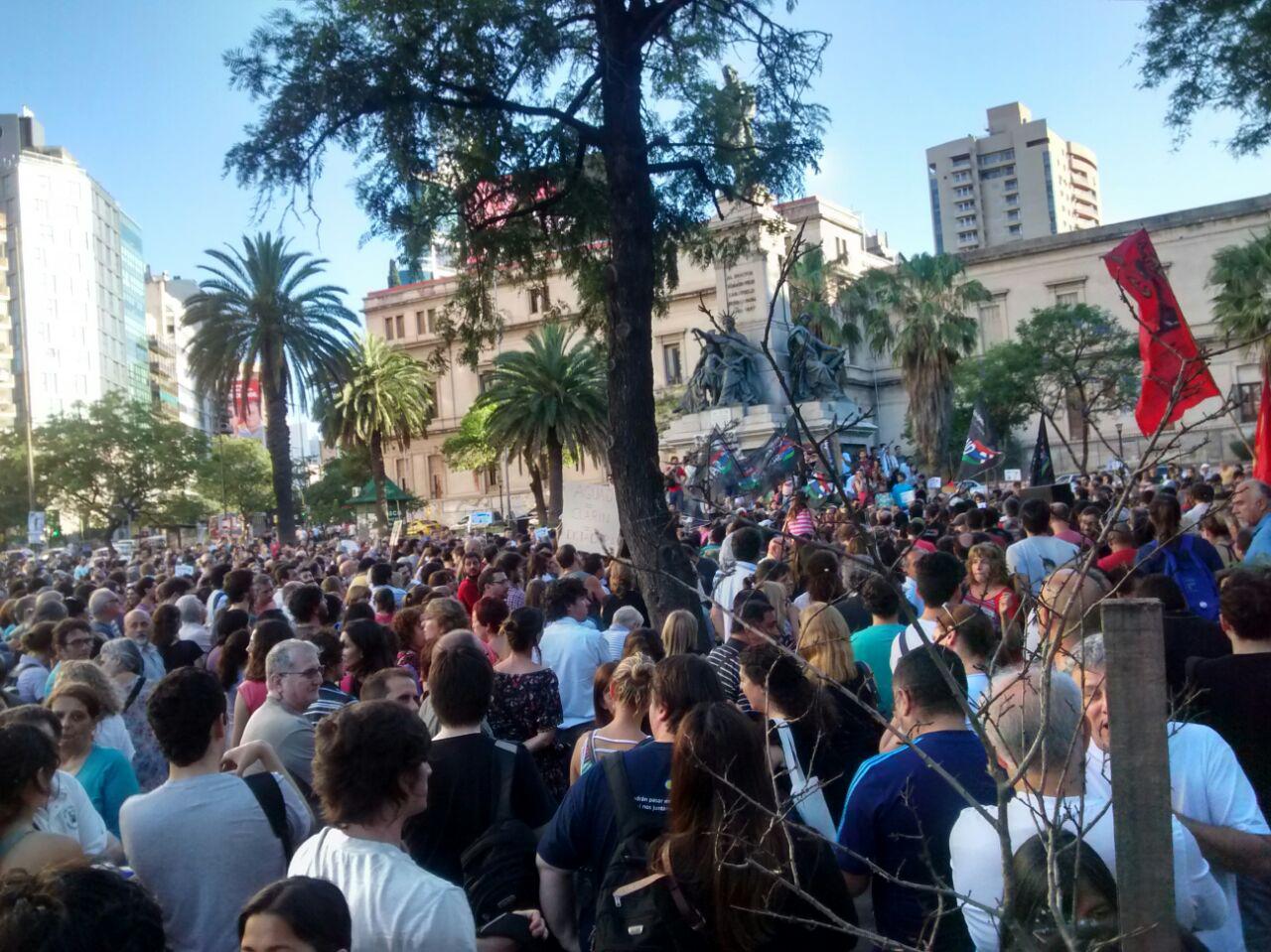 Manifestación en la ex Plaza Velez Sarsfield 14 DICIEMBRE 2015  8