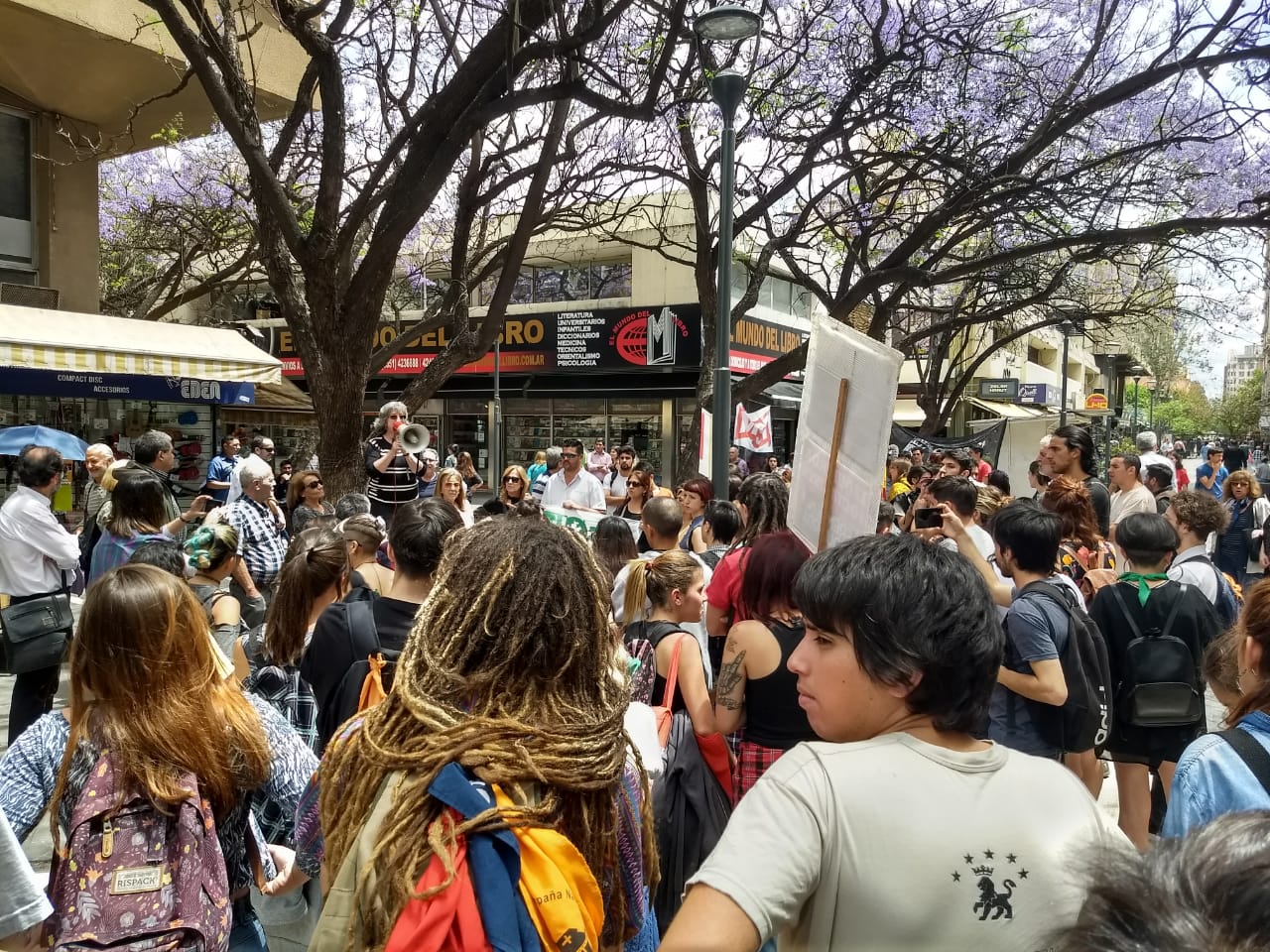 76d2bca3-7646-406b-91a3-c7828fc166ec