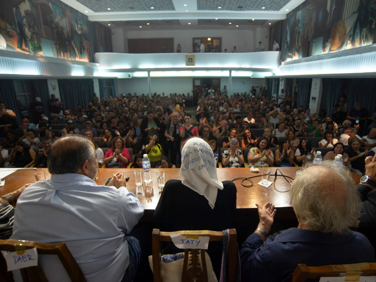 010_MLM6885-WEB_Lopez-Musacchio-WEB-1200x900