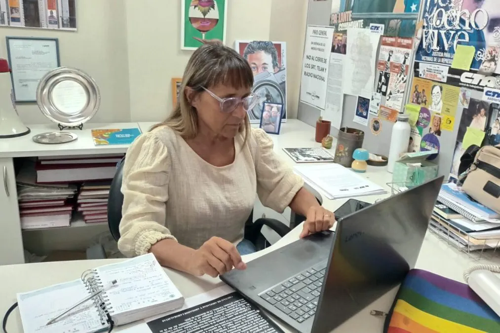 829527a7-5e33-4d09-8673-98bdee9425f0