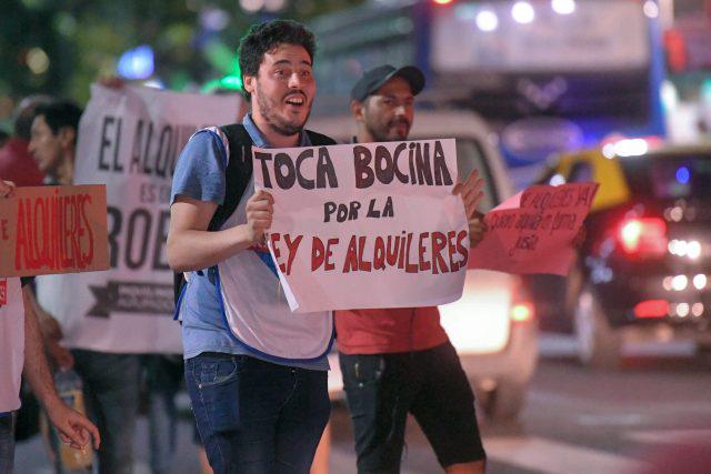 19-12-2019_buenos_aires_ruidazo_para_pedir-scaled