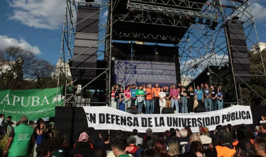 Captura de pantalla_14-8-2025_11921_www.lmneuquen.com