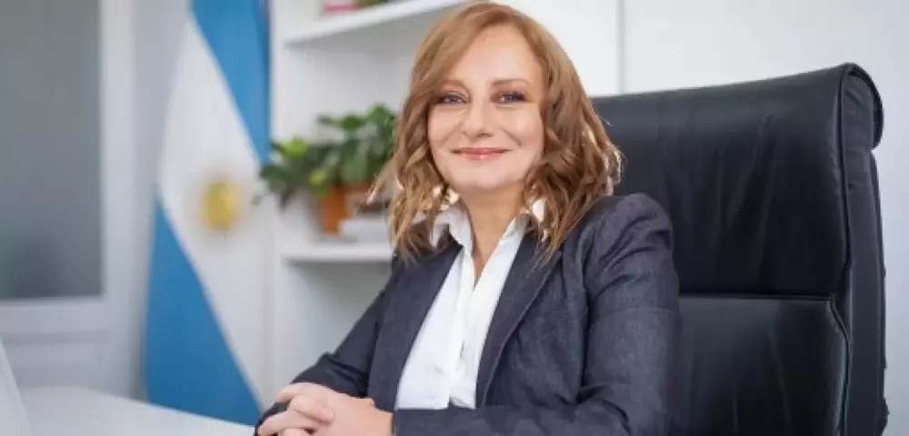 b20ca37b9457c66a8cbfd6ccd5bbf415_L