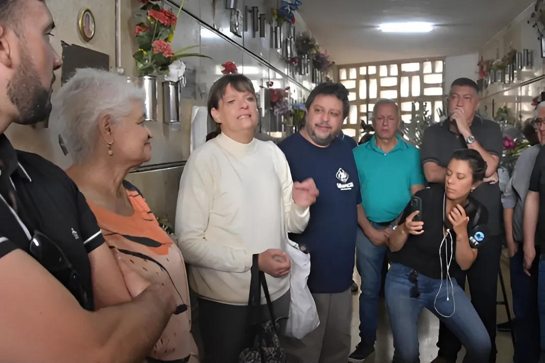 98673920-286d-4be5-9ca7-0b34dfb78c2a (1)