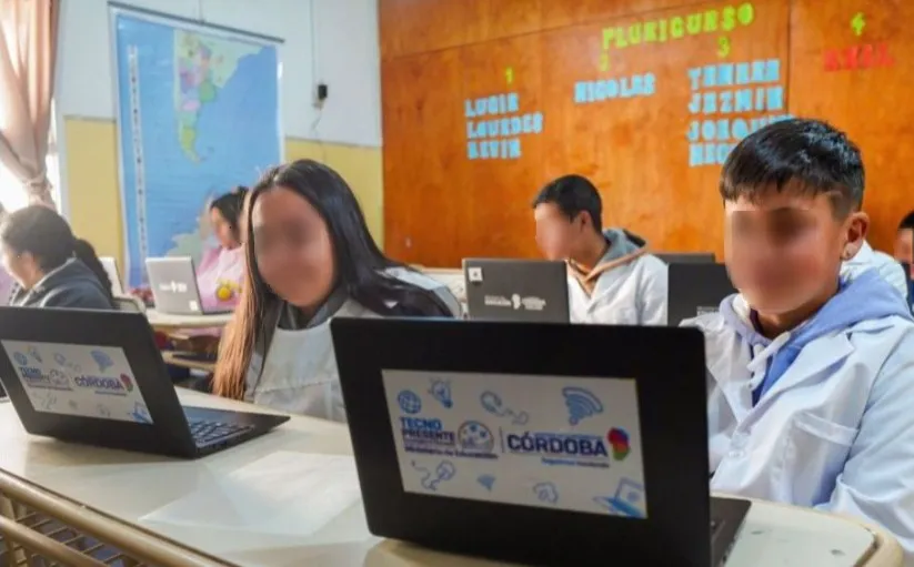 Screenshot of Ya son casi 1.300 las escuelas cordobesas conectadas a internet satelital - Web de Noticias - Gobierno de Córdoba