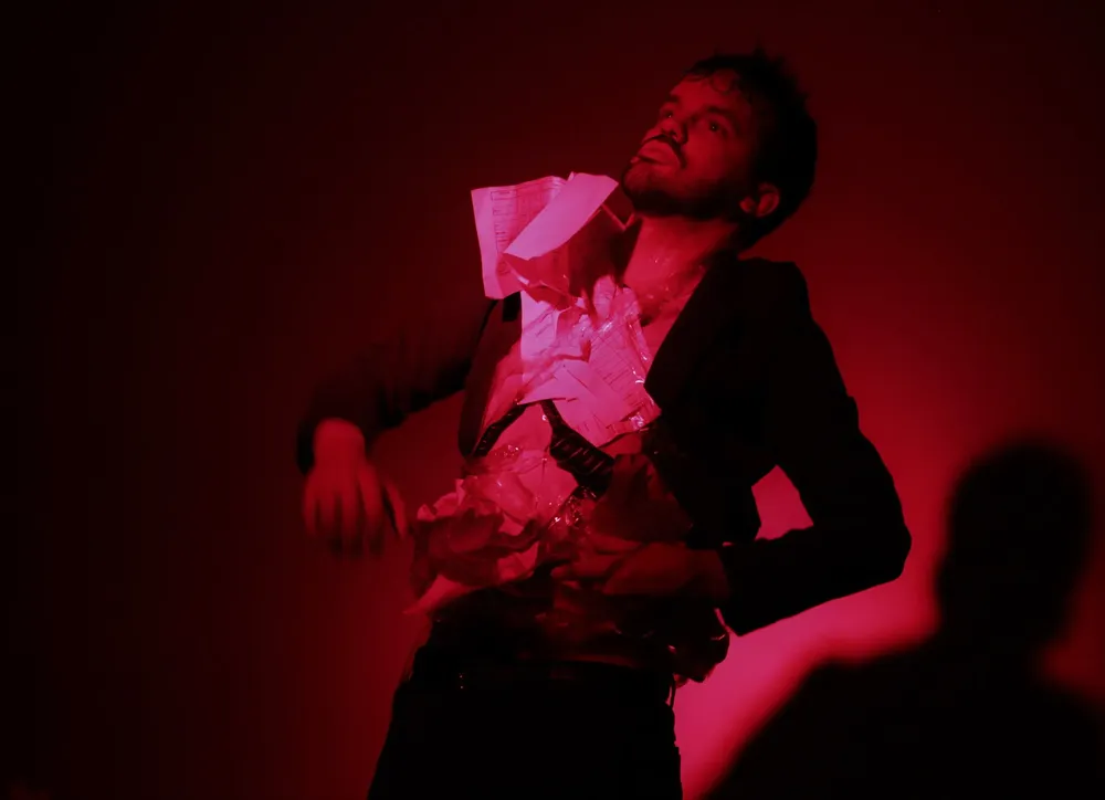 2.HOFICINISTA - Rafa Escalante