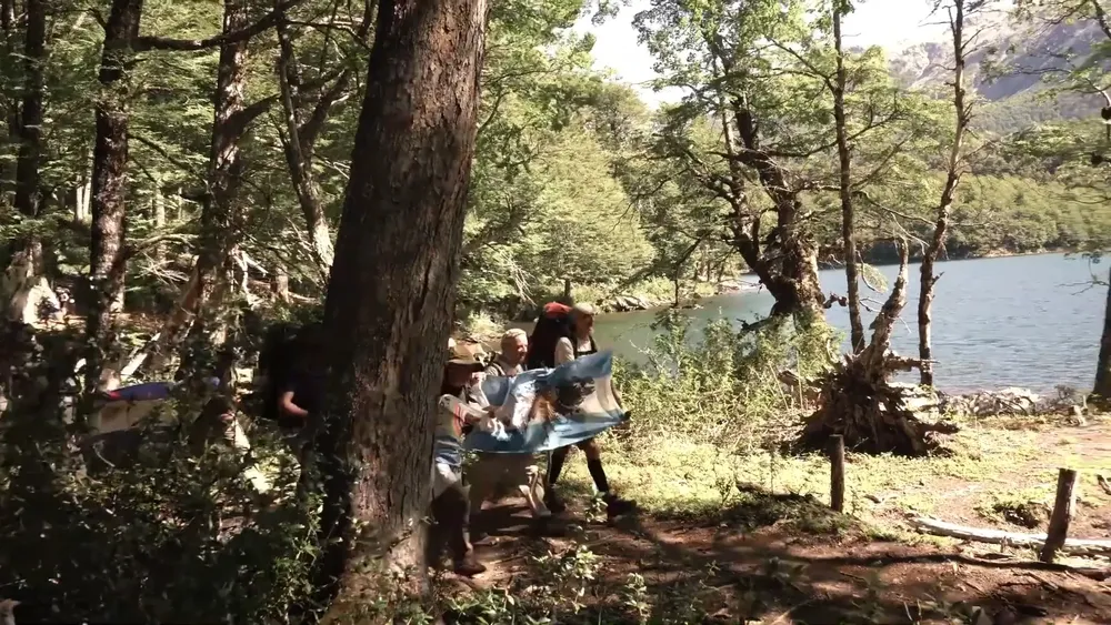 TRAILER del documental LAGO ESCONDIDO, Soberanía en Juego (5)