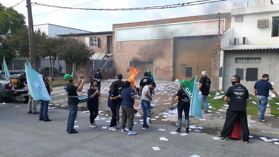 176582698_10223749684881463_2672404144463025991_n