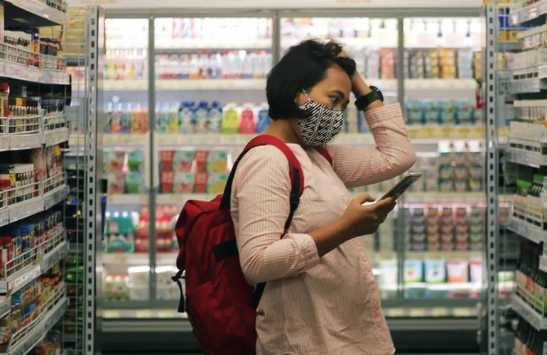 shopping_confused_consumer