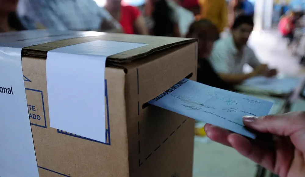 elecciones-urnas