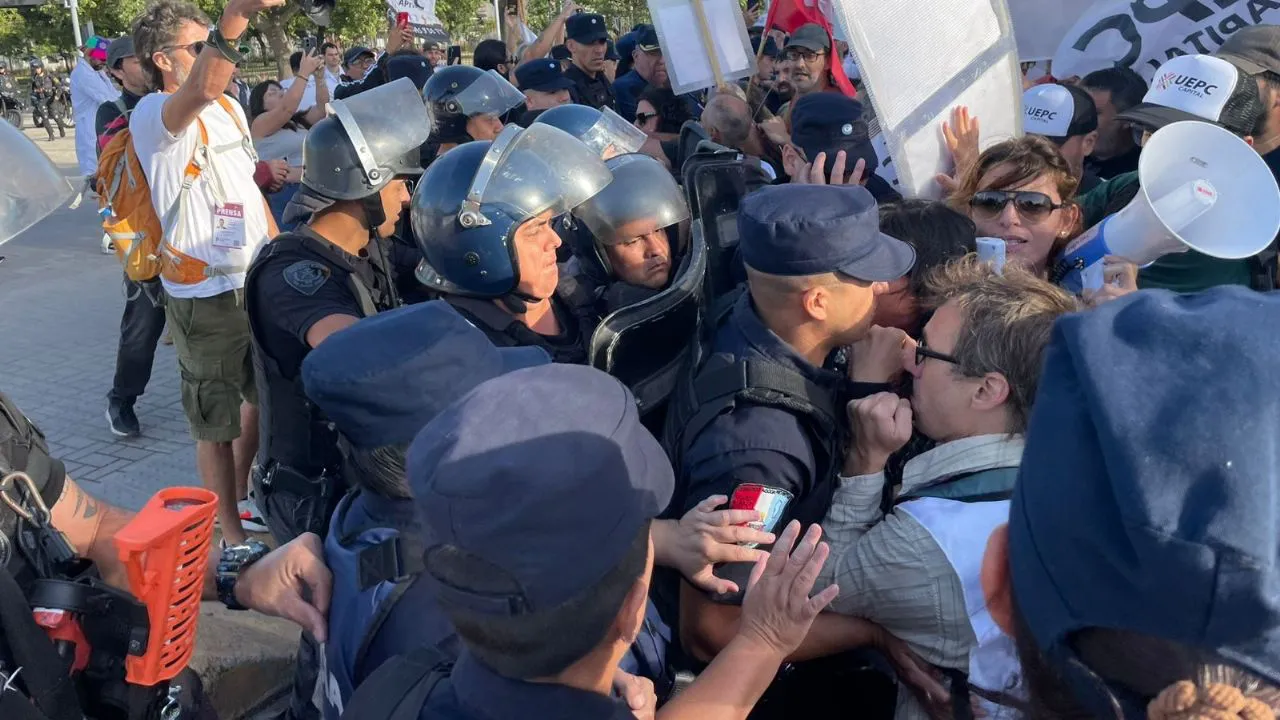 f1280x720-390379_522054_5675