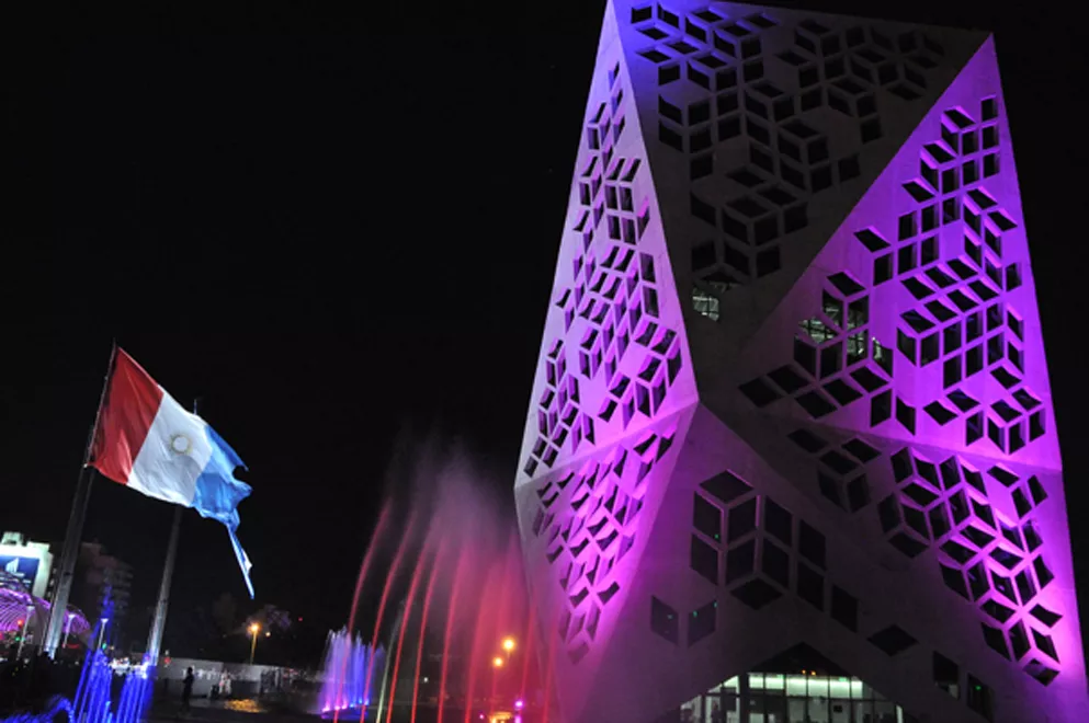 Centro-Cívico-Iluminado2