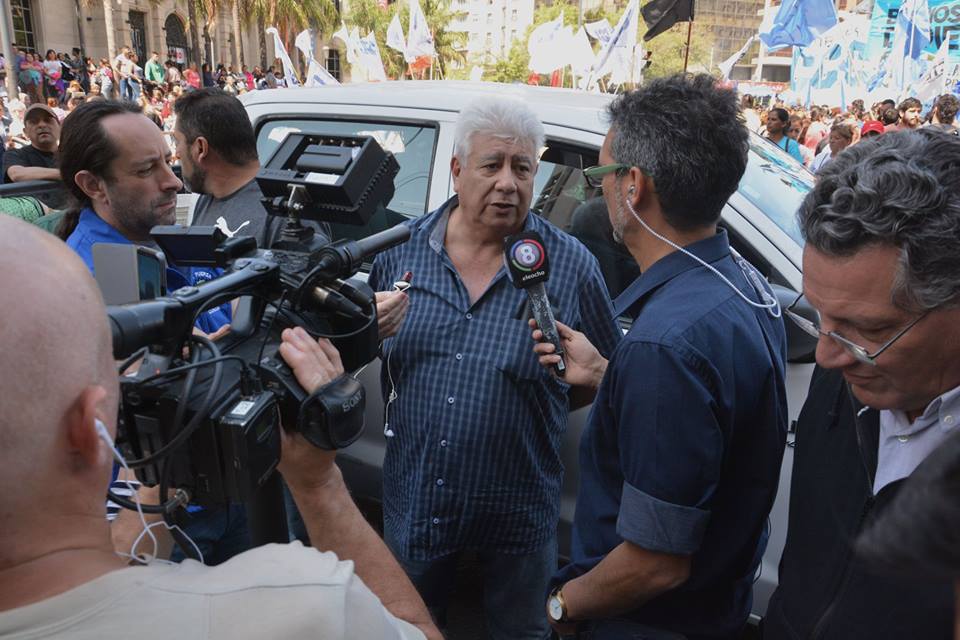 42518618_2029652107096807_5657063878404603904_n