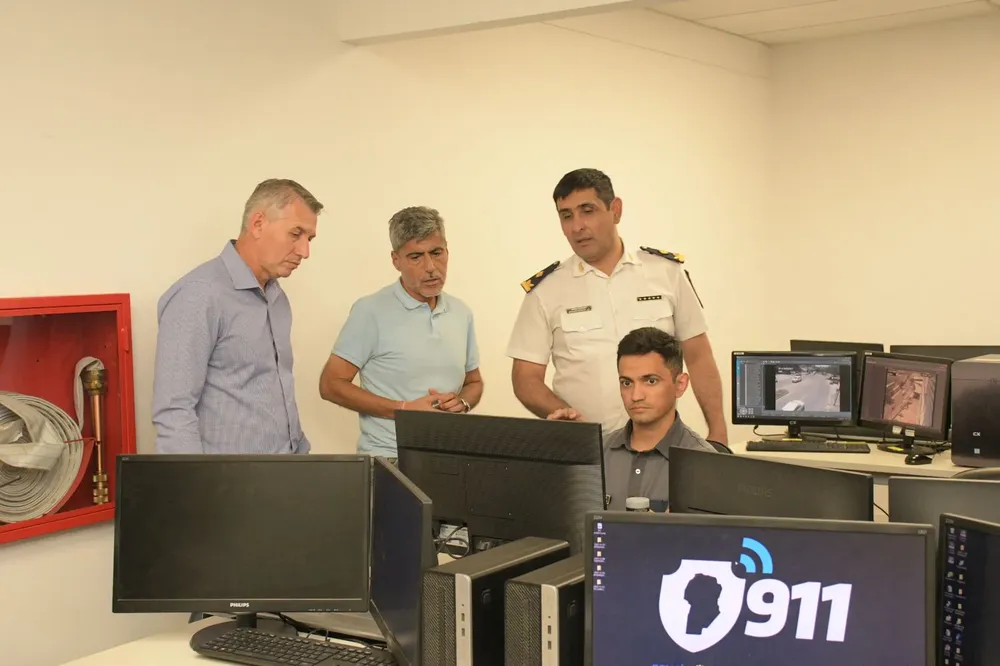 047cb3a4-4953-4842-8282-d96db944977c