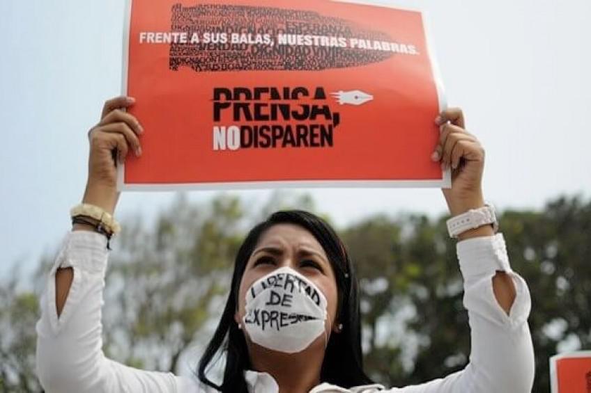 ipys_los-riesgos-y-violencia-incrementan-cuando-se-es-mujer-periodista-large_848x565_g44PdbX7YWZUkSog2g16II1v4DD5p8tVNiI72tbj